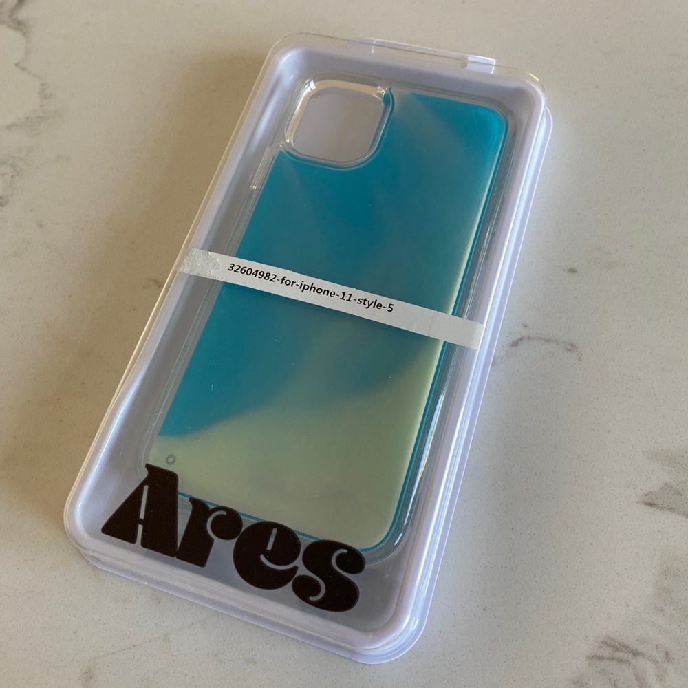 iPhone 11 Liquid Phone Case